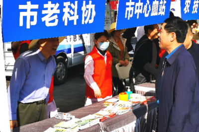 安康市老科协积极参与“科技之春”宣传月活动 助力科普惠民服务